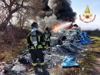 Ecoballe incendio Riganano