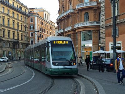 Roma tram